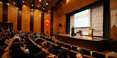 AİLE DANIŞMANI TONGAR, EBEVEYNLERE ÇOCUK EĞİTİMİNİ ANLATTI