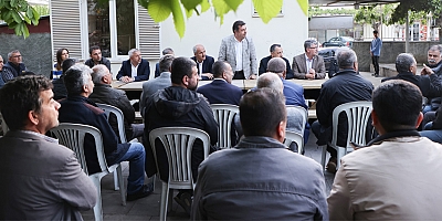 AK PARTİ MİLLETVEKİLİ ADAYI GEZGİNÇ  ESNAF ZİYARETİNDE