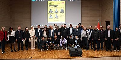 AKADEMİSYENLER, EDEBİYATIN DÜŞÜNDÜRÜCÜ GÜCÜNÜ ELE ALDI