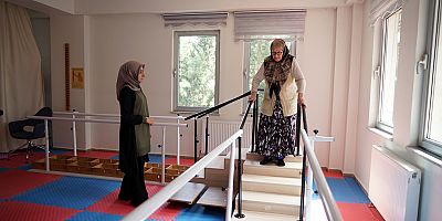 AKTİF YAŞAM MERKEZİ YAŞLILARIN HAYATINA DEĞER KATMAYI SÜRDÜRÜYOR