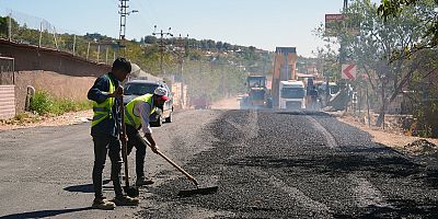 ALTYAPISI TAMAMLANAN AKYAR TOKİ YOLU SICAK ASFALTA BULUŞTU