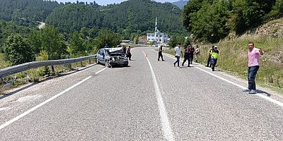 ANDIRIN'DA OTOMOBİL BARİYERE ÇARPTI: 1 YARALI