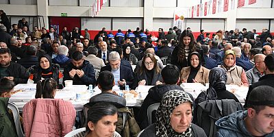 ANDIRINLILAR BÜYÜKŞEHİR’İN İFTAR SOFRASINDA BULUŞTU