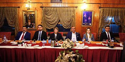 ARIKAN: BİZİM EN BÜYÜK PROJEMİZ  ŞEHRİMİZİ BİRAN ÖNCE  AYAĞA  KALDIRMAK