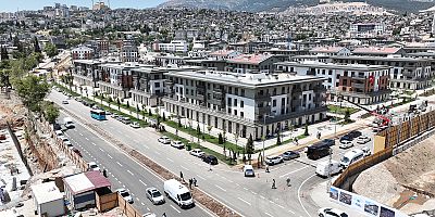 AZERBAYCAN MAHALLESİ’NİN YOLLARI BÜYÜKŞEHİR’DEN