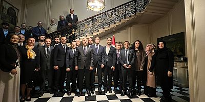 BAKAN KACIR, LONDRA’DA KAHRAMANMARAŞLILARLA BİR ARAYA GELDİ