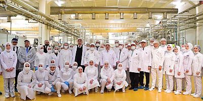 BAKAN  MUSTAFA VARANK MADO’DA