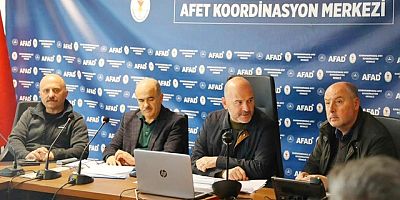 BAKAN SOYLU KAHRAMANMARAŞ’TA TOPLAM, 950 KAMYON, 450 EKSKAVATÖR,127 İŞ MAKİNESİ ÇALIŞIYOR