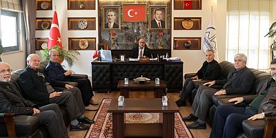 BAŞKAN AKPINAR'A İHYA VAKFI YÖNETİMİNDEN ZİYARET