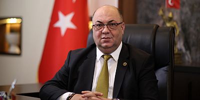 BAŞKAN AKPINAR’DAN ANNELER GÜNÜ MESAJI: “ANNELER, SEVGİNİN VE FEDAKÂRLIĞIN EN GÜZEL ADIDIR”