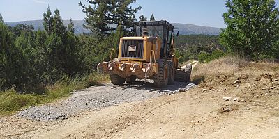 BAŞKAN AKPINAR: MAHALLELERİMİZİN YOL STANDARDINI YÜKSELTMEYİ HEDEFLİYORUZ 