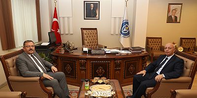 BAŞKAN AYDIN’DAN KİÜ’YE “HAYIRLI OLSUN” ZİYARETİ