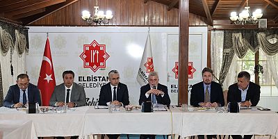BAŞKAN FIRAT GÖRGEL: “ELBİSTAN’IMIZ İÇİN EL BİRLİĞİYLE ÇALIŞMAYA DEVAM EDİYORUZ”