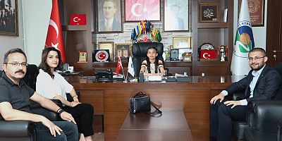 BAŞKAN GÖKTAŞ, 23 NİSAN’DA KOLTUĞUNU MİNİK BAŞKAN ELİF ERVA’YA DEVRETTİ