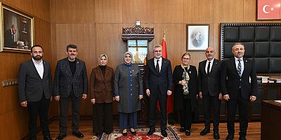 BAŞKAN GÖRGEL, AK PARTİ KADIN KOLLARI BAŞKANI ERCAN’I MAKAMINDA AĞIRLADI