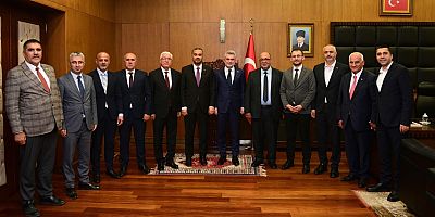 BAŞKAN GÖRGEL, İLÇE BELEDİYE BAŞKANLARIYLA BİR ARAYA GELDİ