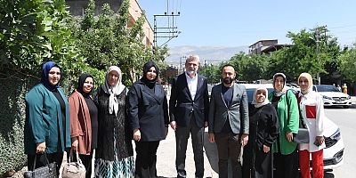 BAŞKAN GÖRGEL, KANUNİ’DE ESNAF VE VATANDAŞLARLA BİR ARAYA GELDİ