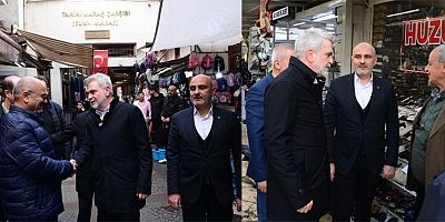 BAŞKAN GÖRGEL, KAPALI ÇARŞI’DA ESNAF VE VATANDAŞLARLA BİR ARAYA GELDİ