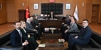 BAŞKAN GÖRGEL, KÜTÜPHANE HAFTASI’NDA KÜLTÜR HEYETİNİ AĞIRLADI