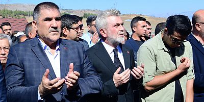 BAŞKAN GÖRGEL, TÜRKOĞLU BELEDİYE BAŞKANI KARACA’NIN ACISINI PAYLAŞTI