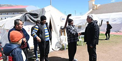BAŞKAN GÜNGÖR, BAKAN KARAİSMAİLOĞLU İLE BARINMA MERKEZLERİNİ ZİYARET ETTİ