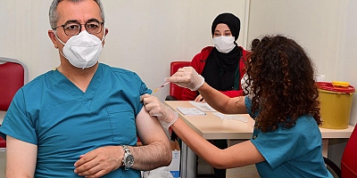 BAŞKAN GÜNGÖR’DEN AŞI DAVETİ: BİR KAHRAMANLIK DAHA YAP!