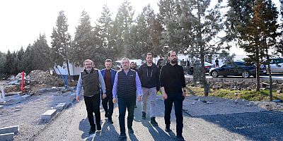 BAŞKAN GÜNGÖR “GEÇİCİ BARINMA MERKEZLERİNİN KURULUMU SÜRÜYOR”