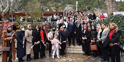 BAŞKAN GÜNGÖR, KADIN ÇALIŞANLARLA BİR ARAYA GELDİ