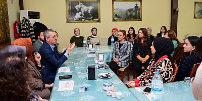 BAŞKAN GÜNGÖR KADIN MECLİS ÜYELERİYLE BULUŞTU
