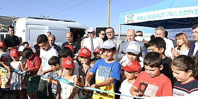 BAŞKAN GÜNGÖR, “KALICI KONUTLARIN DA 1 YIL İÇERİSİNDE TESLİMİ YAPILACAK”