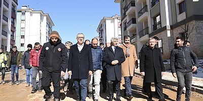 BAŞKAN GÜNGÖR “KALICI KONUTLARIN TESLİMİNE BAŞLANIYOR”