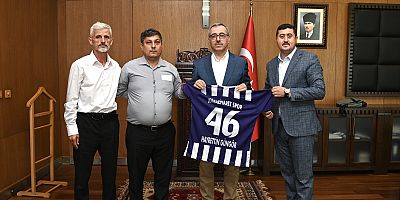 BAŞKAN GÜNGÖR, KARAZİYARET SPOR YÖNETİMİNİ AĞIRLADI