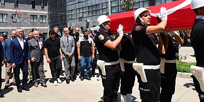 BAŞKAN GÜNGÖR, POLİS MEHMET ÖZYÜREK’İN CENAZE TÖRENİNE KATILDI