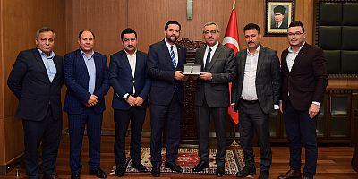 BAŞKAN GÜNGÖR SAĞLIKÇILARIMIZ FEDAKÂRLIĞIN SEMBOLÜ OLMUŞTUR
