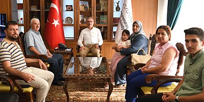 BAŞKAN GÜNGÖR, ŞEHİT BARIŞ GÖL’ÜN AİLESİNİ MAKAMINDA AĞIRLADI