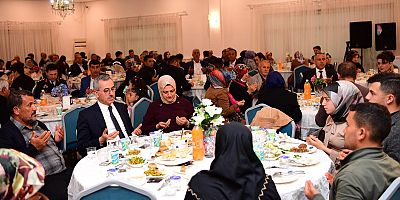  BAŞKAN GÜNGÖR, ŞEHİT VE GAZİ AİLELERİ İLER BİR ARAYA GELDİ