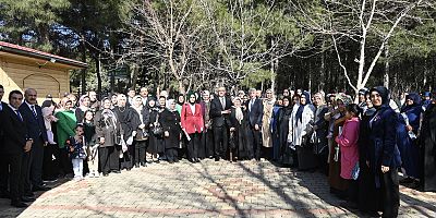 BAŞKAN GÜNGÖR, ŞEHİT VE GAZİ ANNELERİ İLE EŞLERİNİ ZİYARET ETTİ