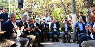 BAŞKAN GÜNGÖR, ŞEHİTLERİMİZİ DUALARLA ANDIK