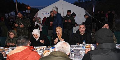 BAŞKAN GÜNGÖR, TÜRKOĞLU’NDA MEVLİD VE İFTAR PROGRAMINA KATILDI