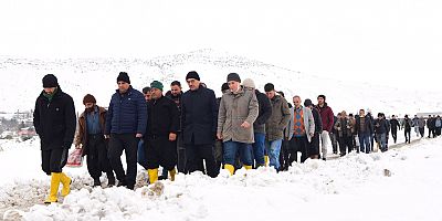 BAŞKAN GÜNGÖR ÜRETİCİMİZİN YANINDAYIZ