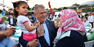 BAŞKAN HANEFİ MAHÇİÇEK RAMAZAN’DA BİRLİKTE PAYLAŞALIM