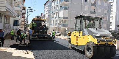 BAŞKAN HAYDAR İKİZER’DEN CENGİZ TOPEL MAHALLESİNE SICAK ASFALT MÜJDESİ
