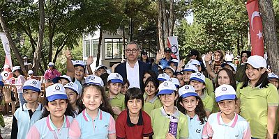 BAŞKAN HAYRETTİN GÜNGÖR, ÖĞRENCİLERLE BİR ARAYA GELDİ