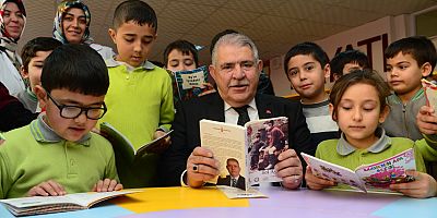 BAŞKAN MAHÇİÇEK 650 BİNDEN FAZLA KİTABI ÖĞRENCİLERİMİZLE BULUŞTURDUK