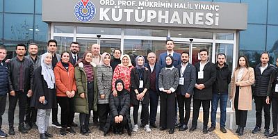 BAŞKAN MAHÇİÇEK’TEN FİNALLERE HAZIRLANAN ÜNİVERSİTE ÖĞRENCİLERİNE JEST