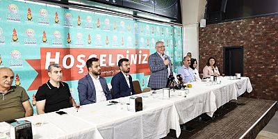 BAŞKAN MAHÇİÇEK, YKS’DE DERECEYE GİREN ÖĞRENCİLERLE BULUŞTU