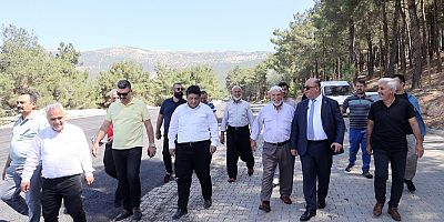 BAŞKAN MEHMET AKPINAR,  ASFALT ÇALIŞMALARINI YERİNDE İNCELEDİ