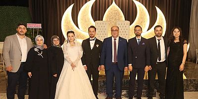 BAŞKAN MEHMET AKPINAR:   “BU MUTLU GÜNÜMÜZDE YANIMIZDA OLAN HERKESE MİNNETTARIM”