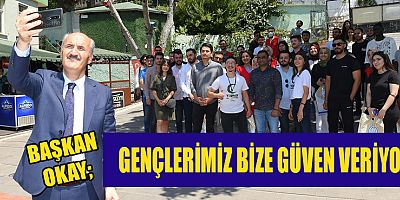BAŞKAN OKAY, CEVİZLİ PARKTA GENÇLERLE BİR ARAYA GELDİ