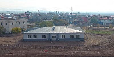 BAŞKAN OKAY’DAN BİR SOSYAL TESİSTE SÜMER MAHALLESİNE